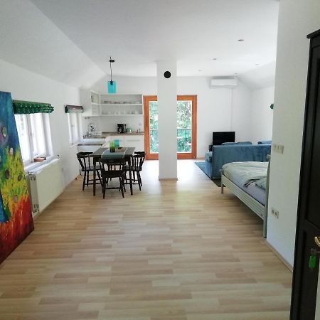 Waldhaus Pat Appartement Galambok Buitenkant foto
